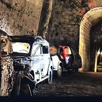 Magione Serra , Dimora Partenopea *