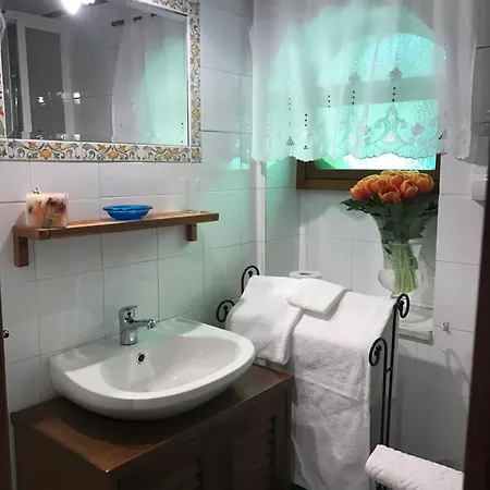 Magione Serra , Dimora Partenopea Apartamento *