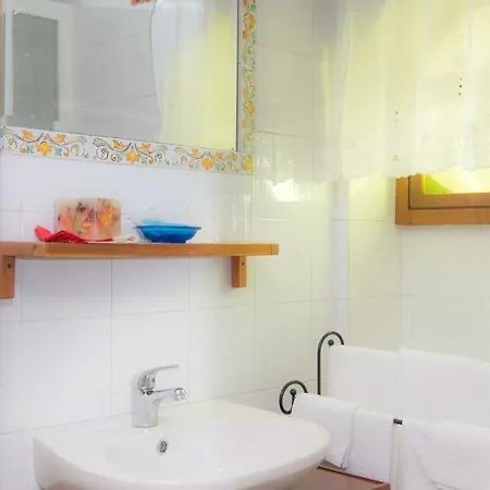 Magione Serra , Dimora Partenopea Apartamento