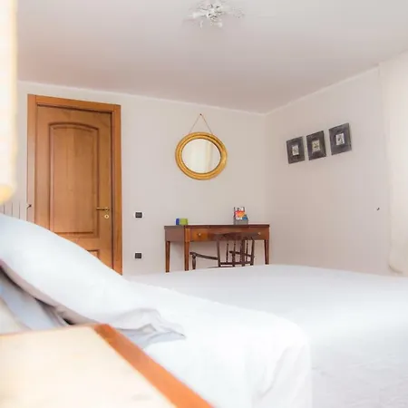 Magione Serra , Dimora Partenopea Apartamento
