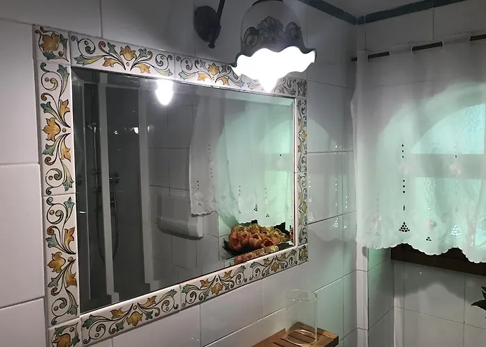 Magione Serra , Dimora Partenopea